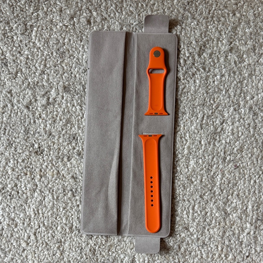 Apple Hermes 45mm M/L Silicone Watch Band